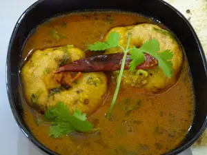 Sambar Vada - 2 units